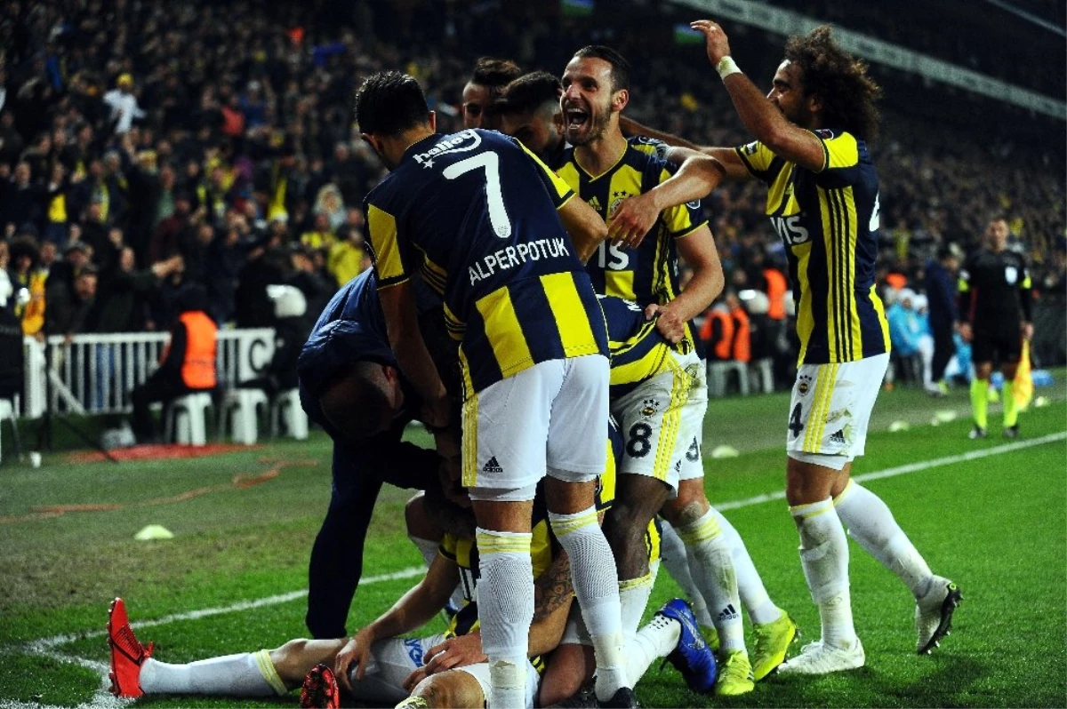 Fenerbahçe\'den Müthiş Geri Dönüş