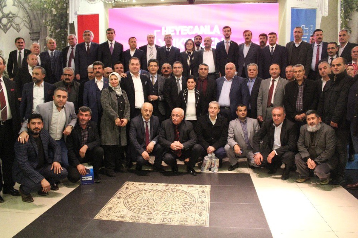 Gaziantep\'te Hemşehri Derneklerinden Fatma Şahin\'e Yoğun İlgi
