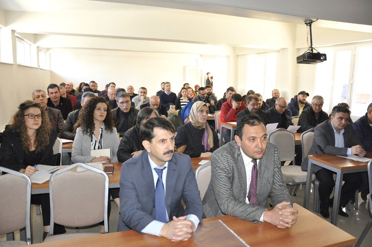 Gübre ve İlaç Bayileri ile Ziraat Mühendislerine Bilgilendirme Toplantısı