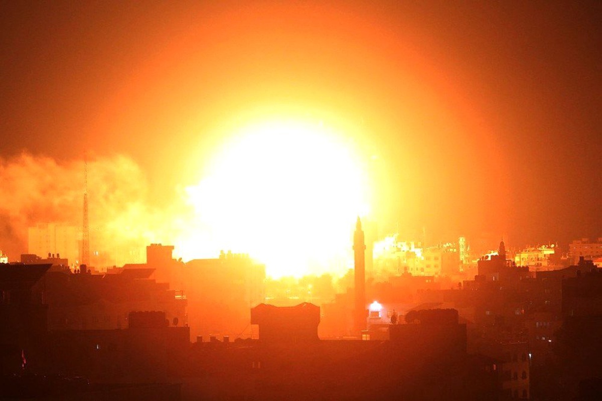 İsrail, Gazze Şeridinde 100 Noktaya Hava Saldırısında Bulundu