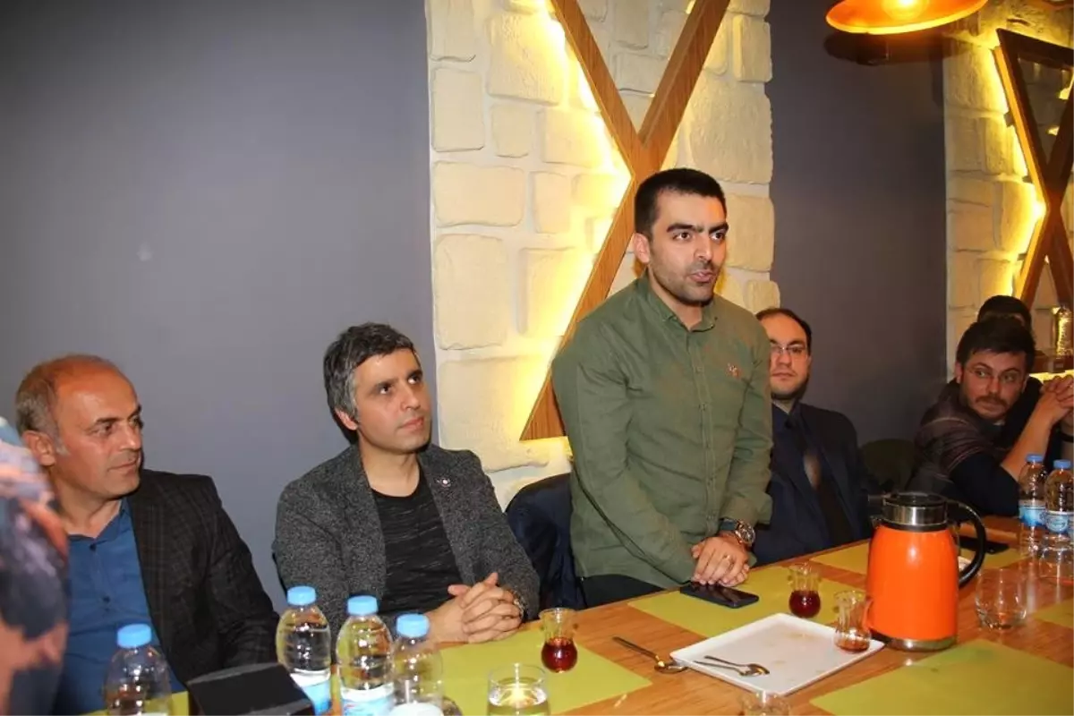 Oltu\'da Tıp Bayramı\'nda Yemek Organizasyonunda Bir Araya Geldiler