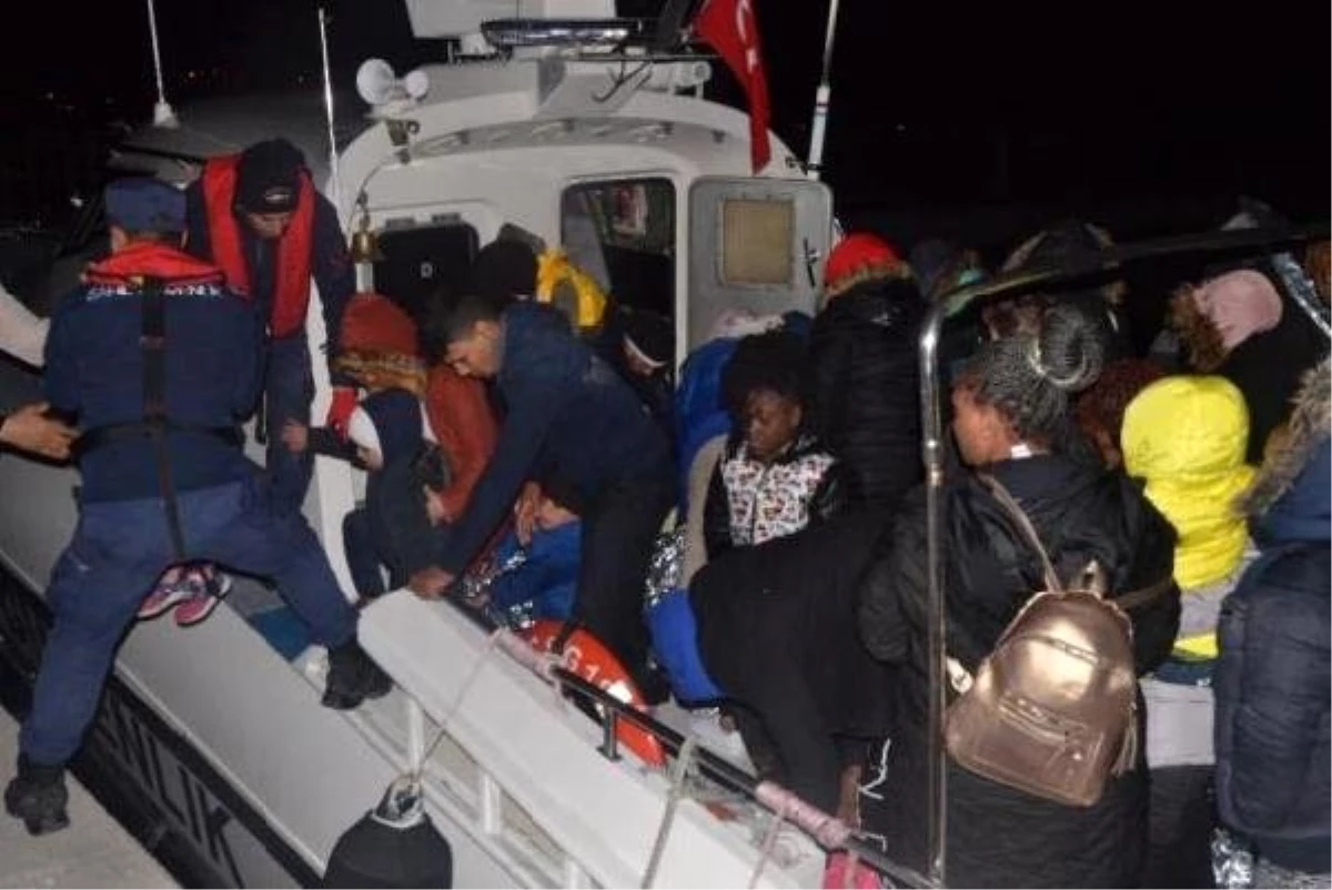 Sahil Güvenlik Uçağının Fark Ettiği 41 Kaçak Göçmen Yakalandı