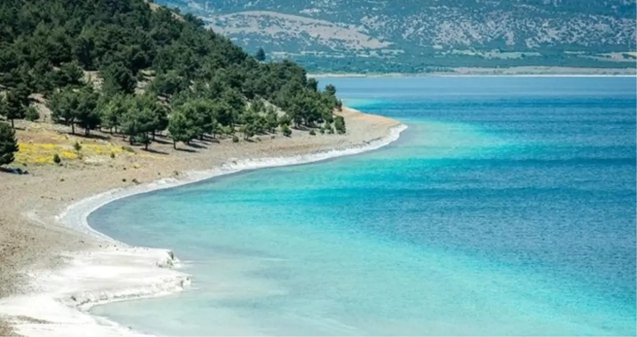 Türkiye\'nin Maldivleri Diye Bilinen Salda Gölü, Özel Çevre Koruma Bölgesi İlan Edildi