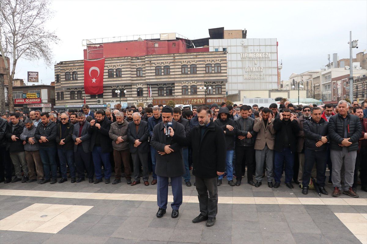 Yeni Zelanda\'da İki Camiye Terör Saldırısına Diyarbakır\'da Protesto