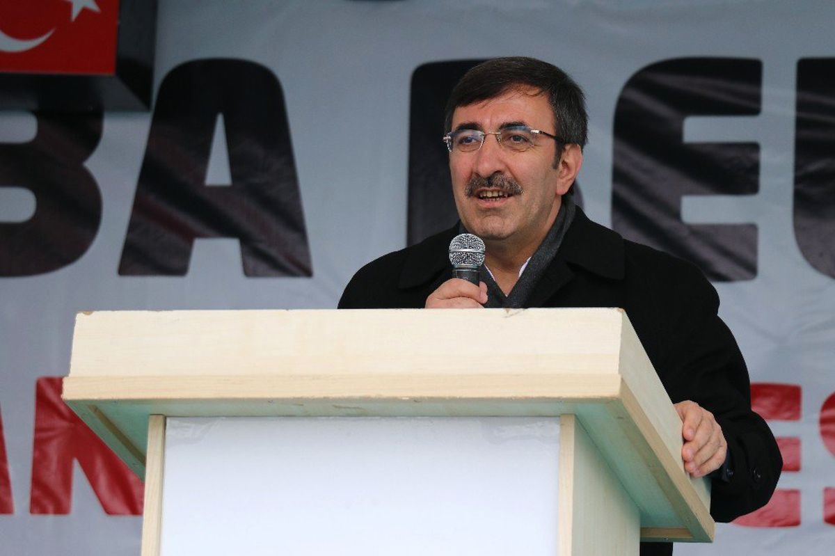 AK Parti Genel Başkan Yardımcısı Yılmaz\'ın Van Temasları