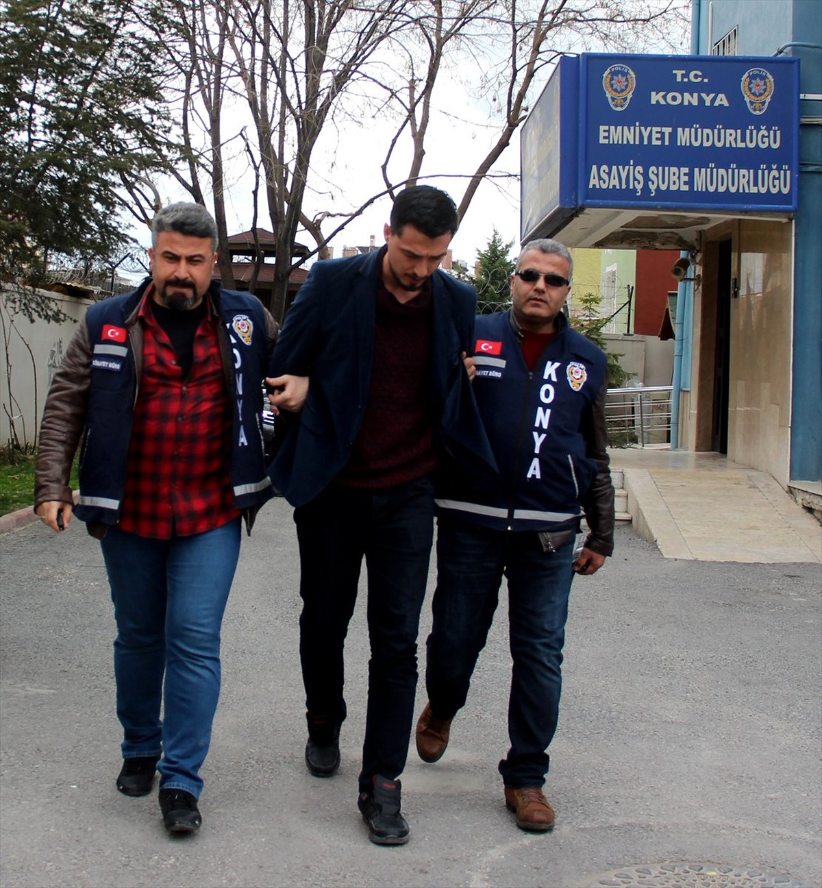 Amcasını Çamurla Boğarak Öldürdüğü İddiası