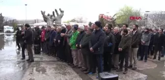 Ankara Ankara'da, Cami Saldırısında Ölenler İçin Gıyabi Cenaze Namazı