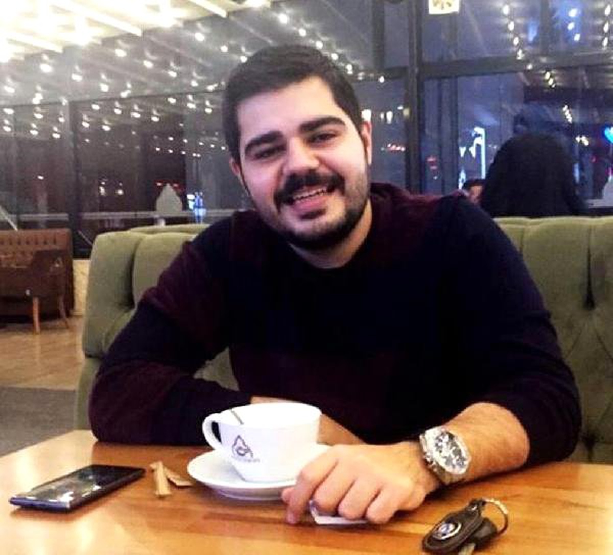 Babası ve Ağabeyi Cinayete Azmettirmekten Tutuklanan Emlakçı Öldürüldü