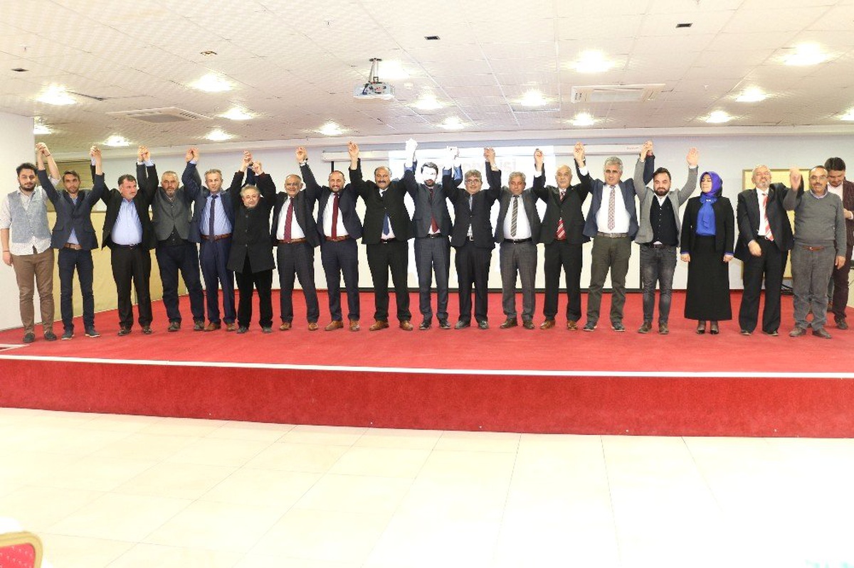 Başkan Öztürk AK Parti Teşkilat Mensuplarıyla Buluştu
