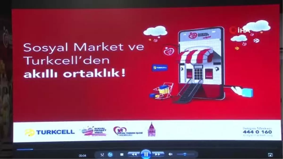 Beyoğlu\'nda Sosyal Market\'te \'Qr\' Kodla Alışveriş Dönemi Başladı