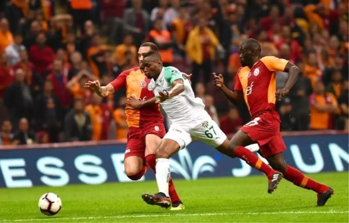 Bursaspor ile Galatasaray Ligde 100\'üncü Randevusunda