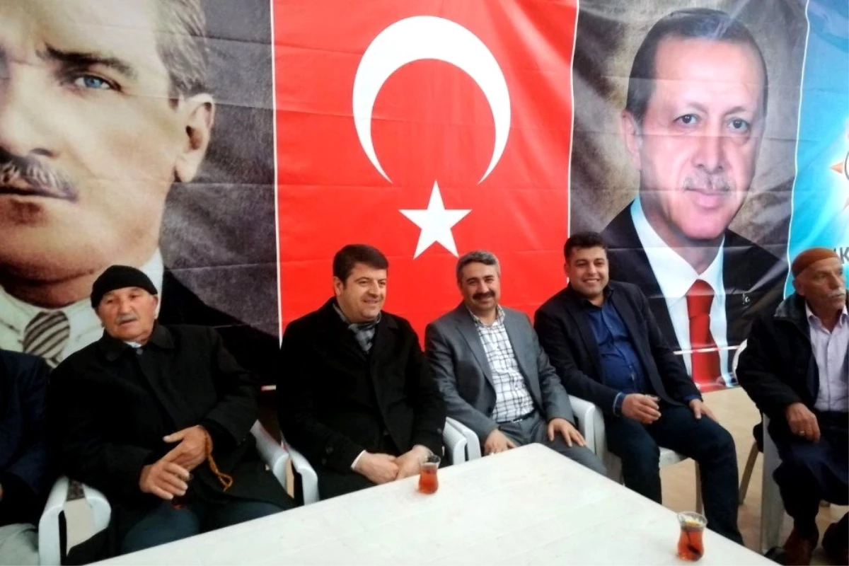 CHP Heyeti AK Parti Seçim Koordinasyon Merkezini Ziyaret Etti
