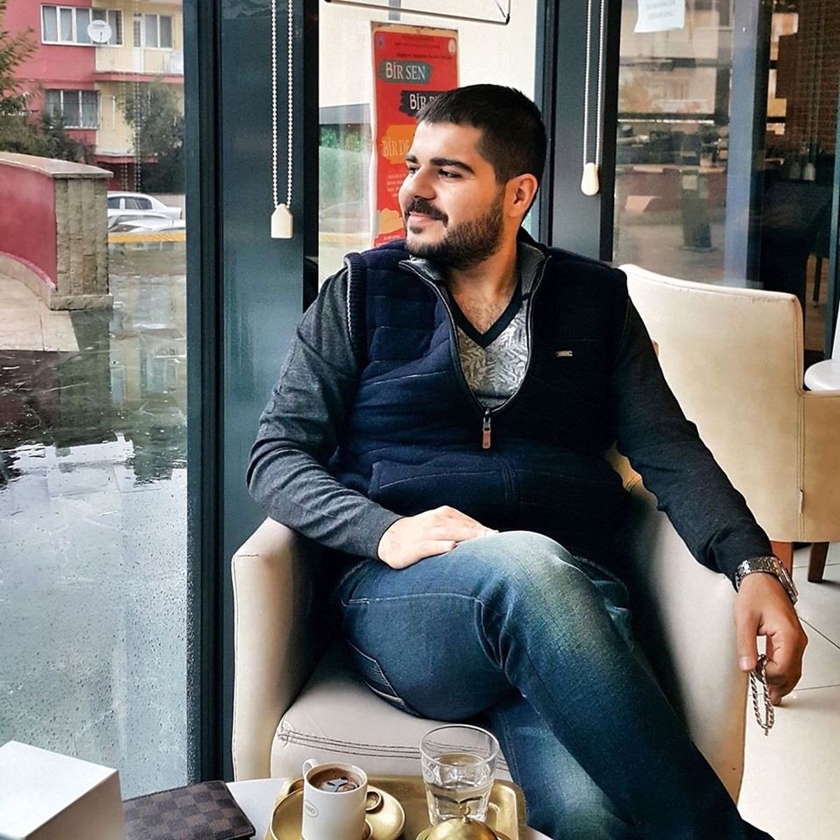 Cinayet Azmettiricisi Olduğu İddia Edilen Adamın Oğlu Silahlı Saldırıda Öldürüldü