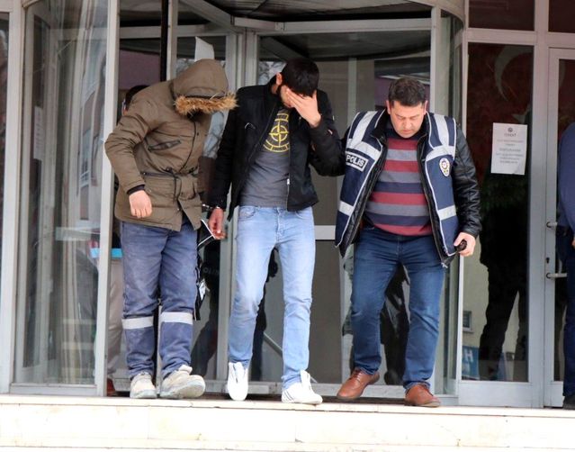 Ev ve İş Yerlerine Dadanan Hırsızlar Polisten Kaçamadı Son Dakika