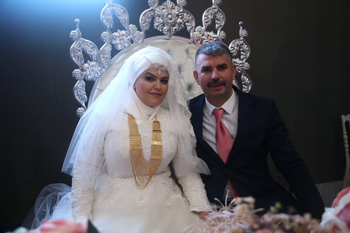 Hayallerindeki Düğünü 16 Yıl Sonra Yaptılar