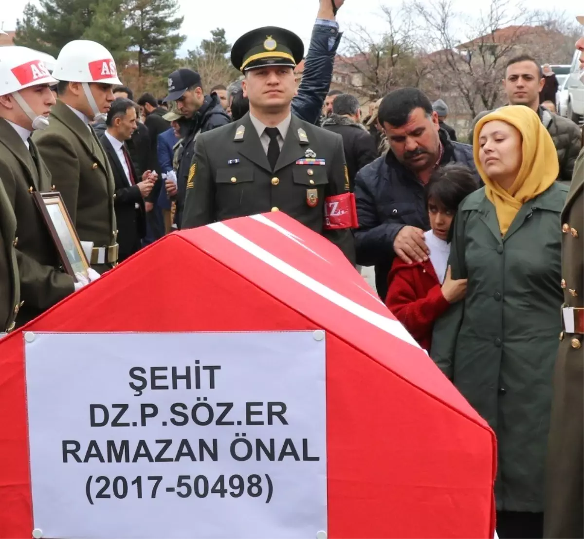 Suriye Şehidi Memleketinde Gözyaşları ile Uğurlandı