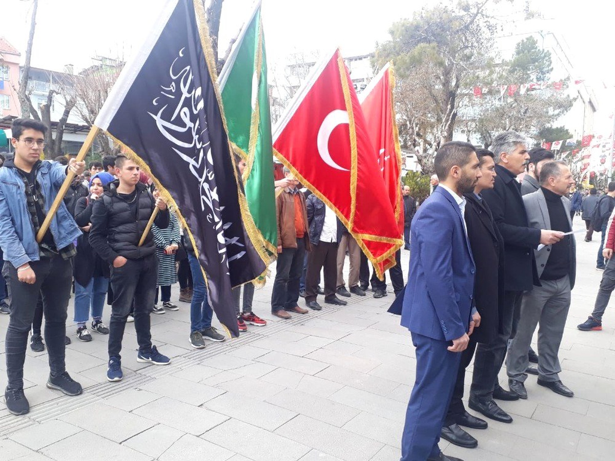Uşaklı Alperenler Yeni Zelenda\'da Yapılan Katliamı Protesto Etti