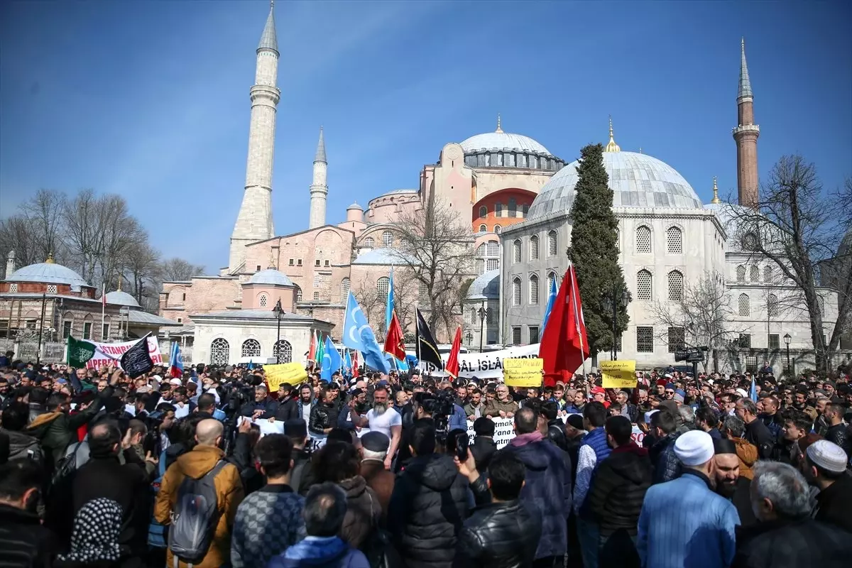 Yeni Zelanda\'daki İki Camiye Terör Saldırısına Tepki