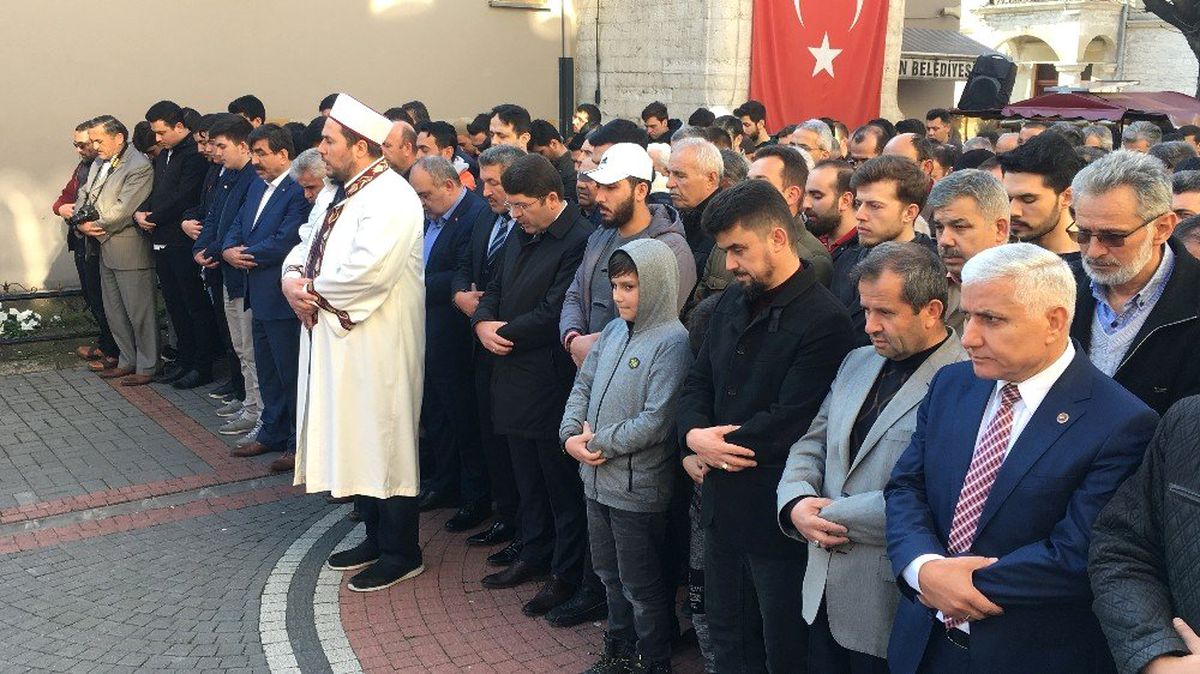 Yeni Zelanda\'daki Katliamda Hayatını Kaybedenleriçin Gıyabı Cenaze Namazı
