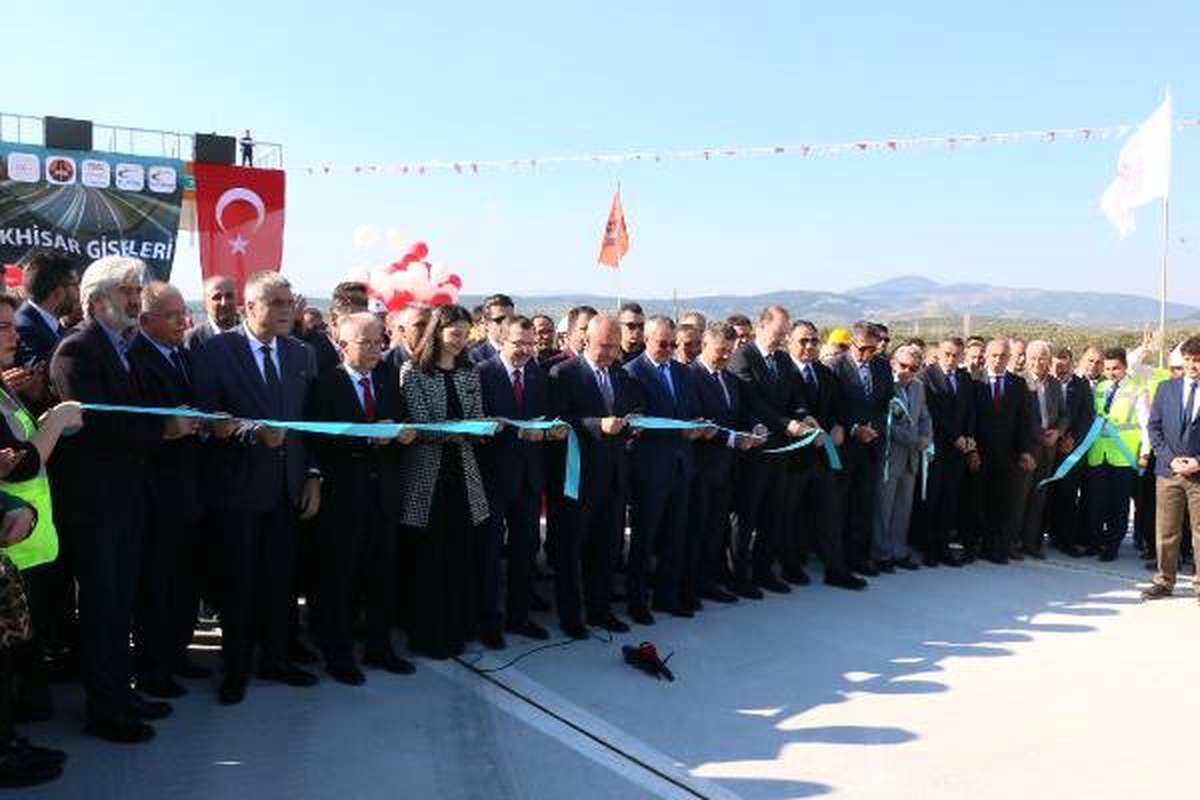 İstanbul- İzmir Otoyolu\'nun 65 Kilometrelik Bölümü Daha Ulaşıma Açıldı