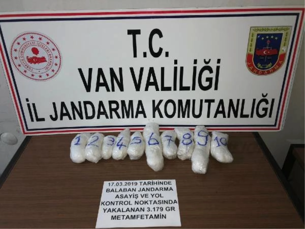 Otobüste Uyuşturucu ile Yakalanan Yolcuya Gözaltı