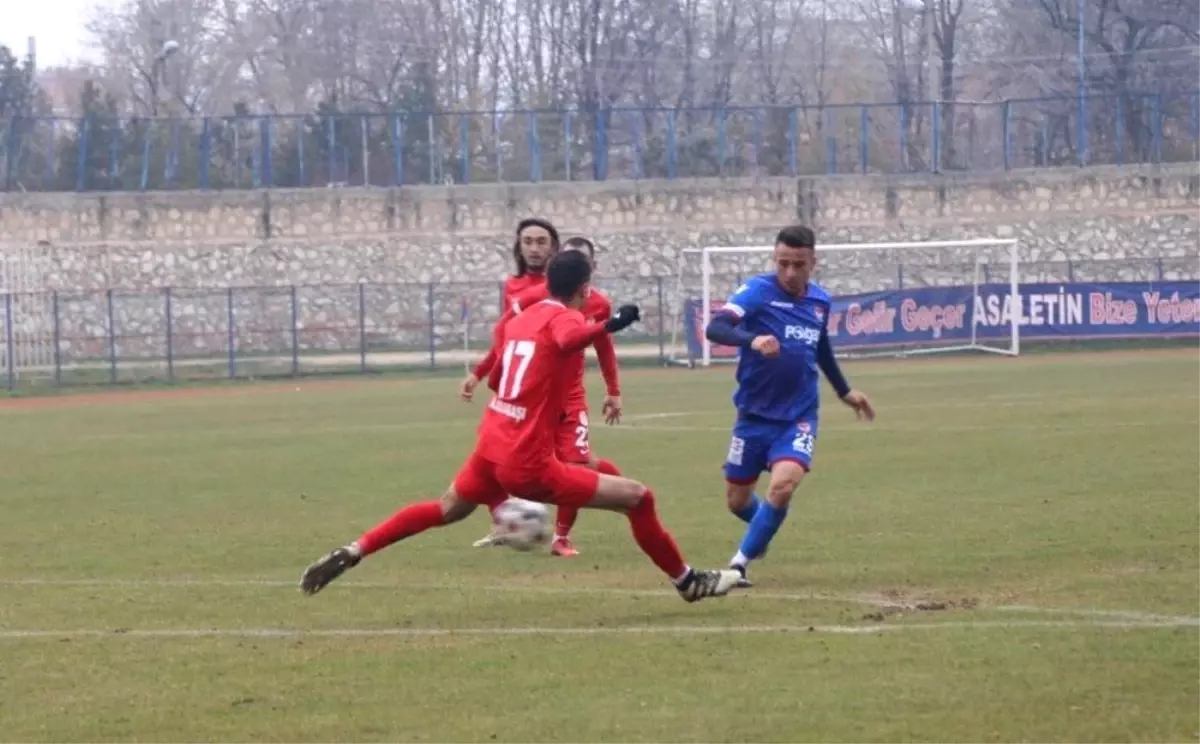 Tff 2. Lig: Niğde Anadolu Fk: 0 - Gümüşhanespor: 3