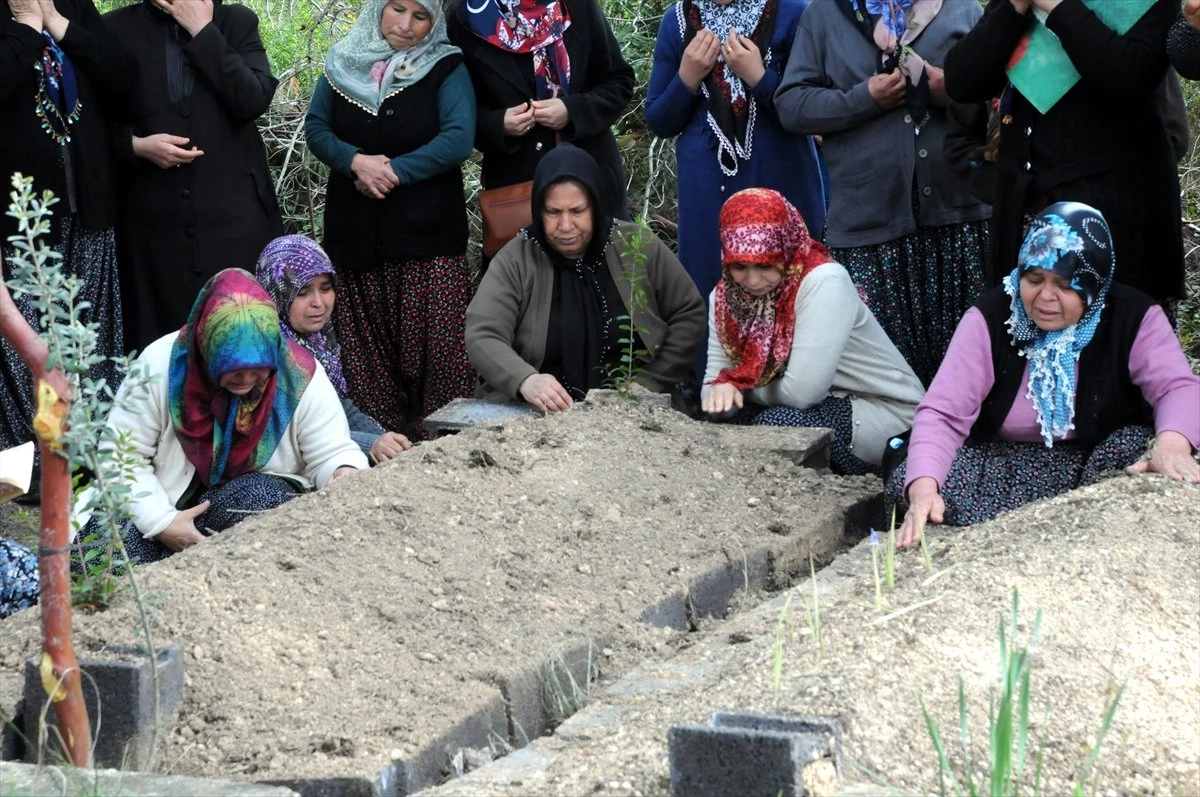 Tünel İnşaatındaki Göçükte Yaşamını Yitiren İşçi Toprağa Verildi