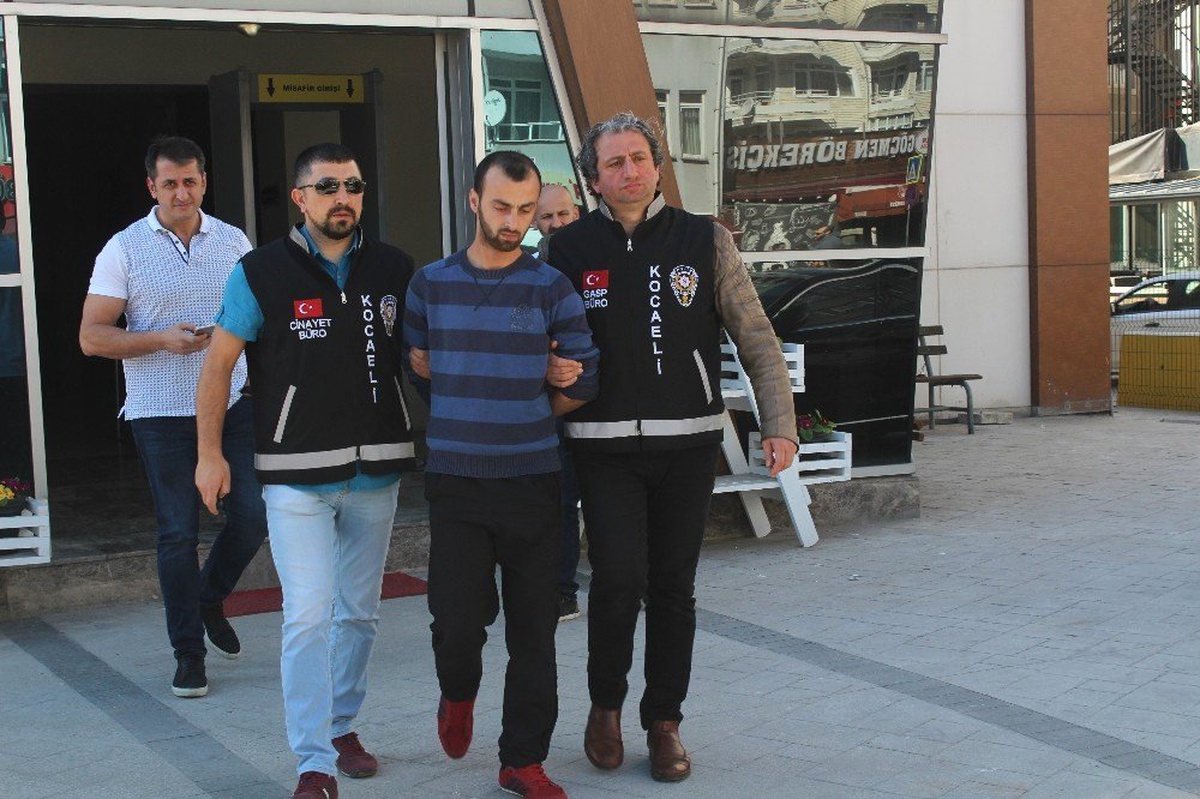 150 TL ve 6 Paket Sigarası İçin Engelli Şahsı 30 Kez Bıçaklayarak Öldürdü