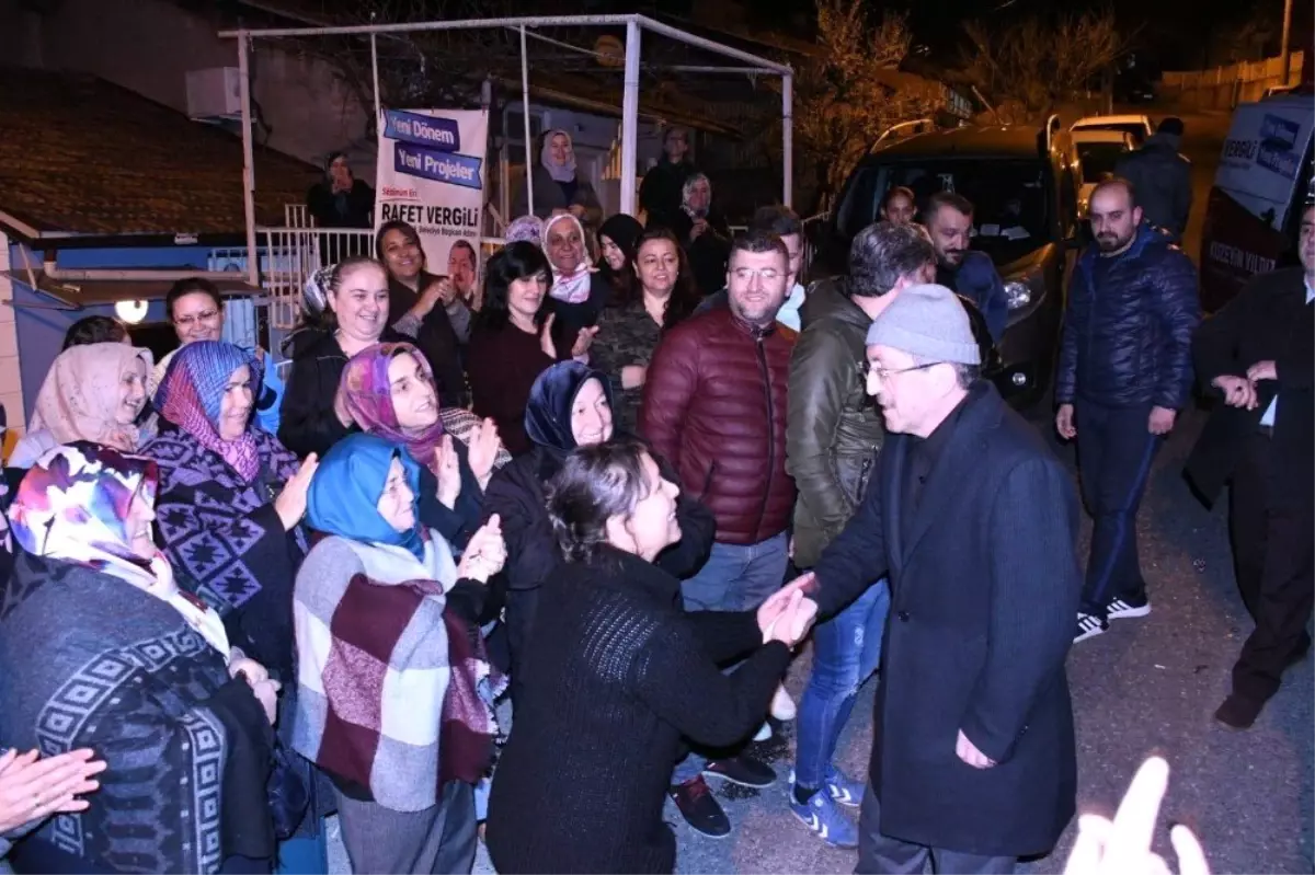 Başkan Vergili\'ye Vatandaşlardan Yoğun İlgi