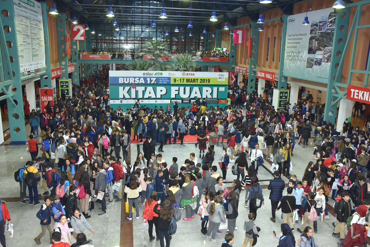 Bursa 17. Kitap Fuarı Ziyaretçi Rekoruyla Sona Erdi