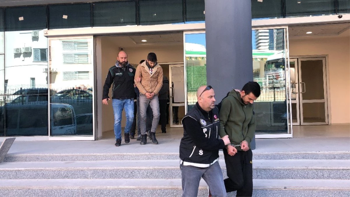 Bursa\'da Uyuşturucu Operasyonu: 5 Gözaltı