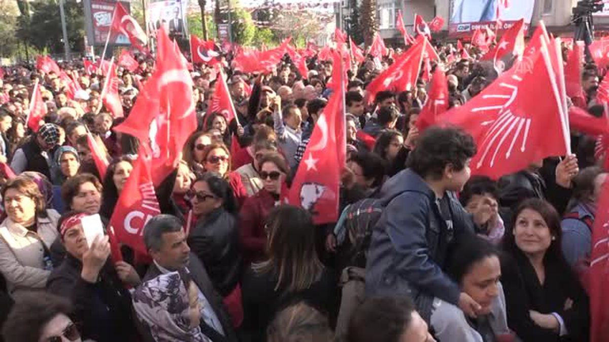 CHP Genel Başkanı Kılıçdaroğlu, Defne\'de Halka Hitap Etti