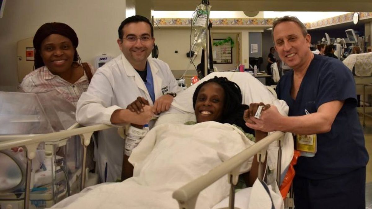 Dokuz Dakikaka Altı Bebek Dünyaya Getirdi