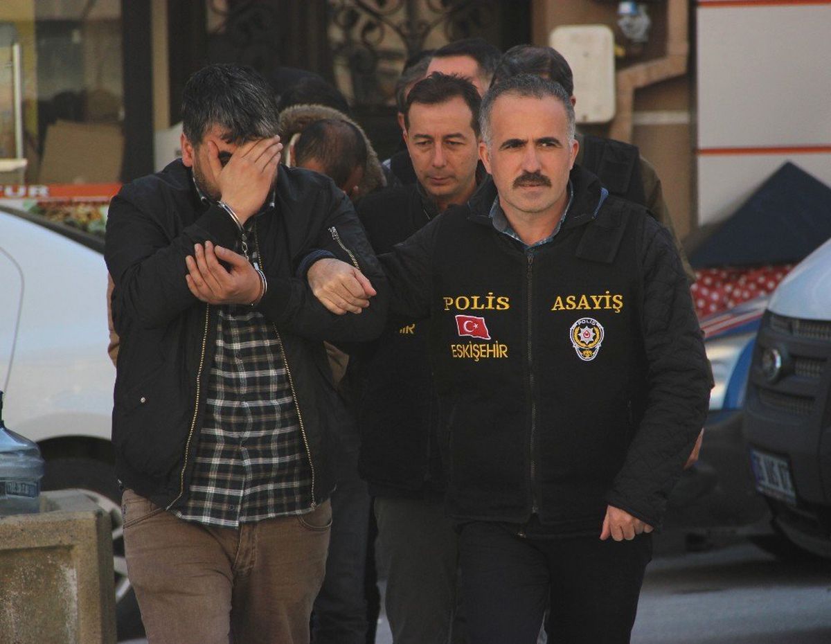 Eskişehir\'de \'Bal Tuzağı 5\' Operasyonu