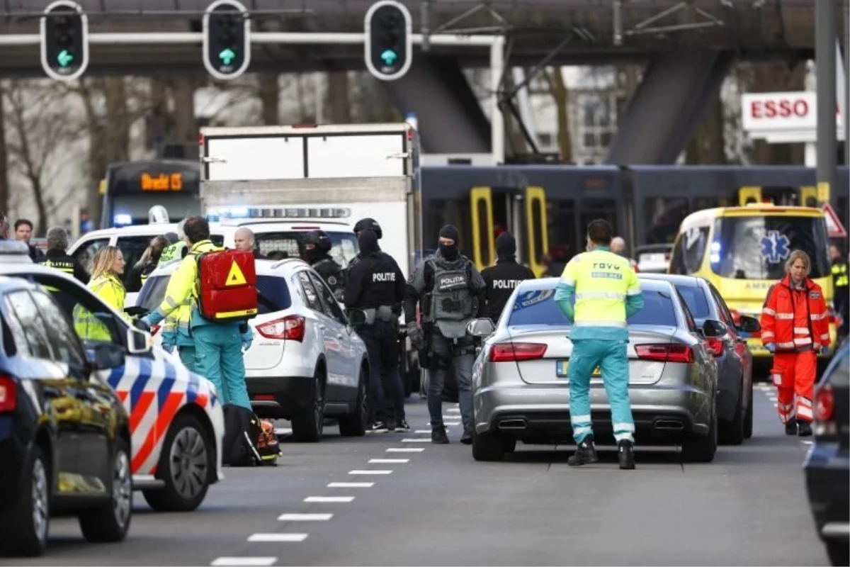 Hollanda\'nın Utrecht Kentinde Tramvayda Silahlı Saldırı: \'Yaralılar Var\'