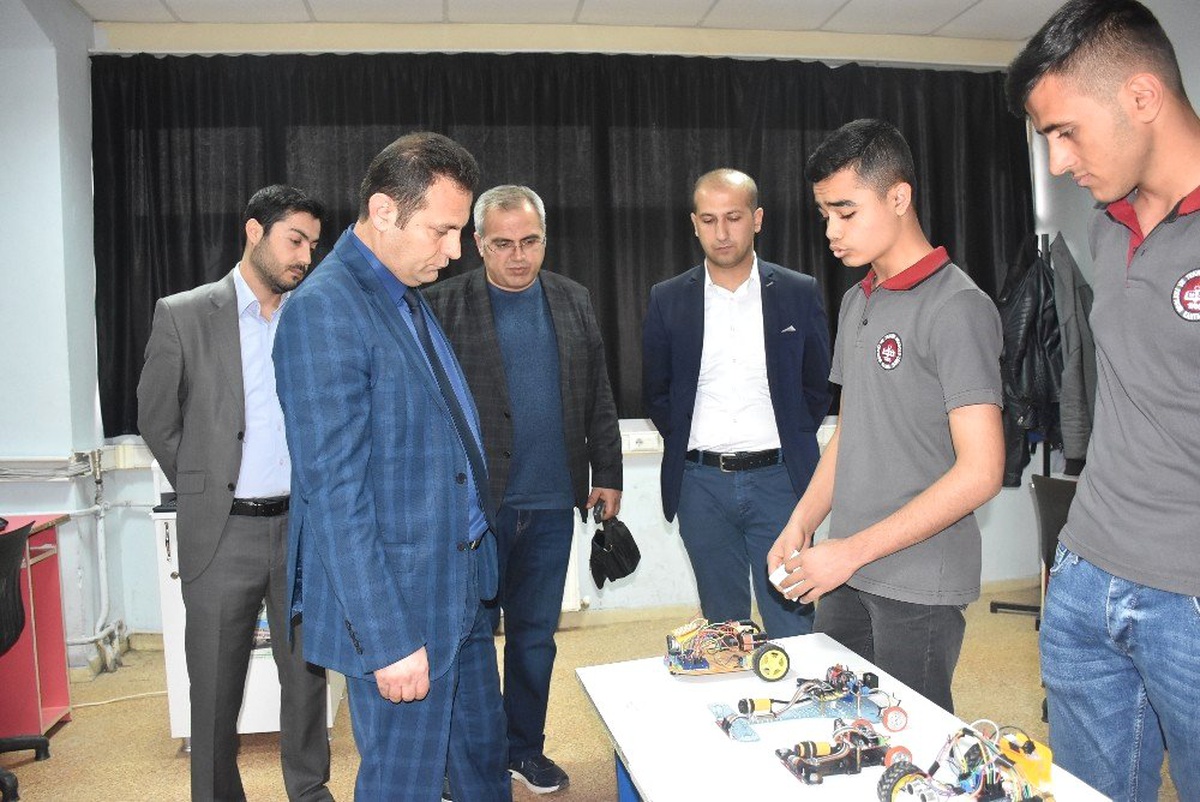 Kahta\'da Geleceğin Kodlama Gençleri Yetişiyor