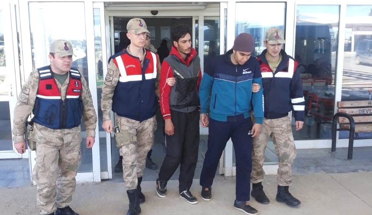 Şanlıurfa\'da Yakalanan 2 Deaş Üyesi Tutuklandı