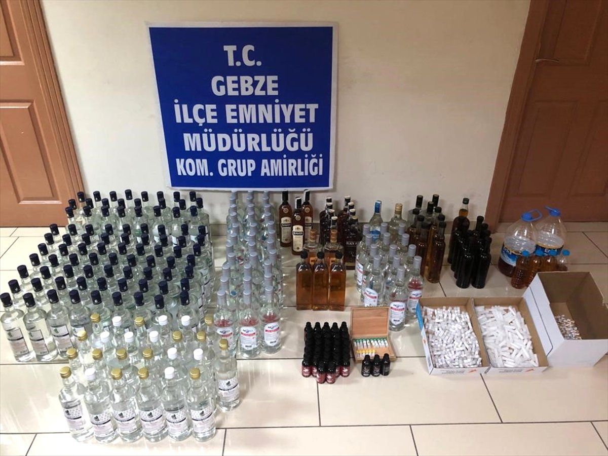 Şarküteride Sahte İçki Ele Geçirildi