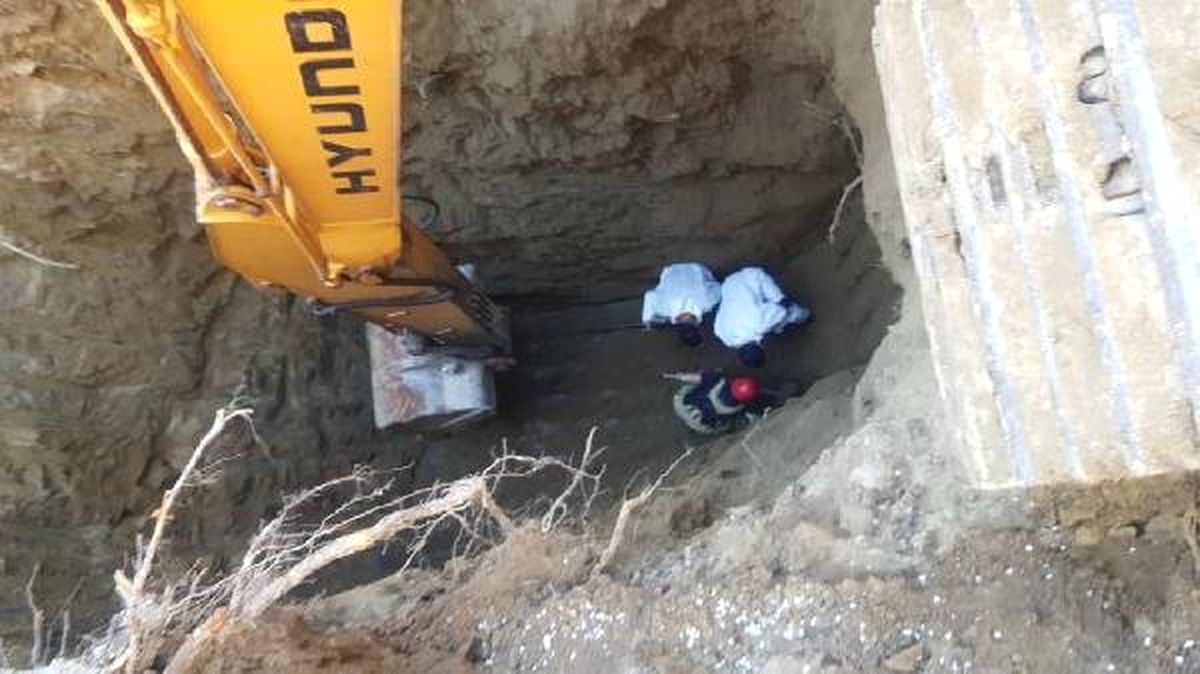 Silivri\'de Kazdıkları Tünelde Mahsur Kalan 2 Kişinin Aranması Sürüyor