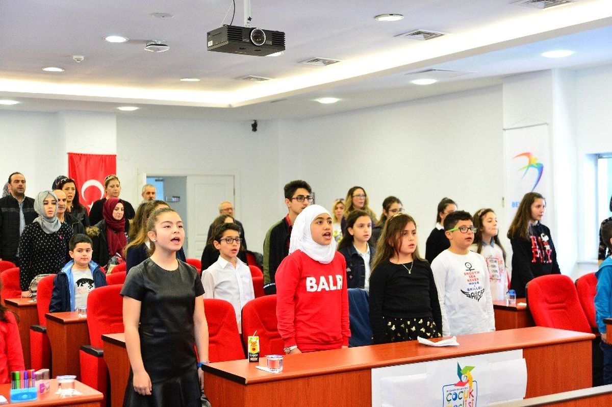 Beylikdüzü\'ndeki Çocuklar Başkanını Seçti