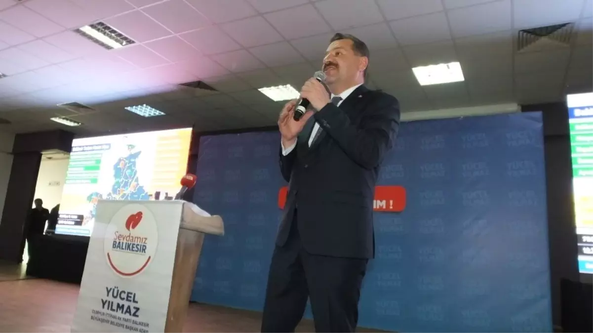 Büyükşehir Başkan Adayı Yücel Yılmaz Burhaniye\'de Projelerini Anlattı