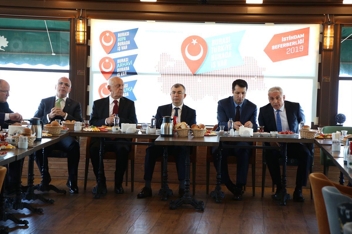 Hopa\'da İstihdam Seferberliği Bilgilendirme Toplantıları