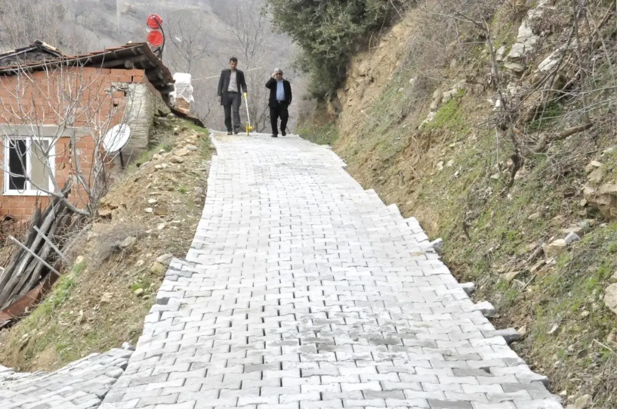 Nazilli Belediyesi, Yaylapınar ve Bağcıllı Mahallelerinde Yolları Yeniledi