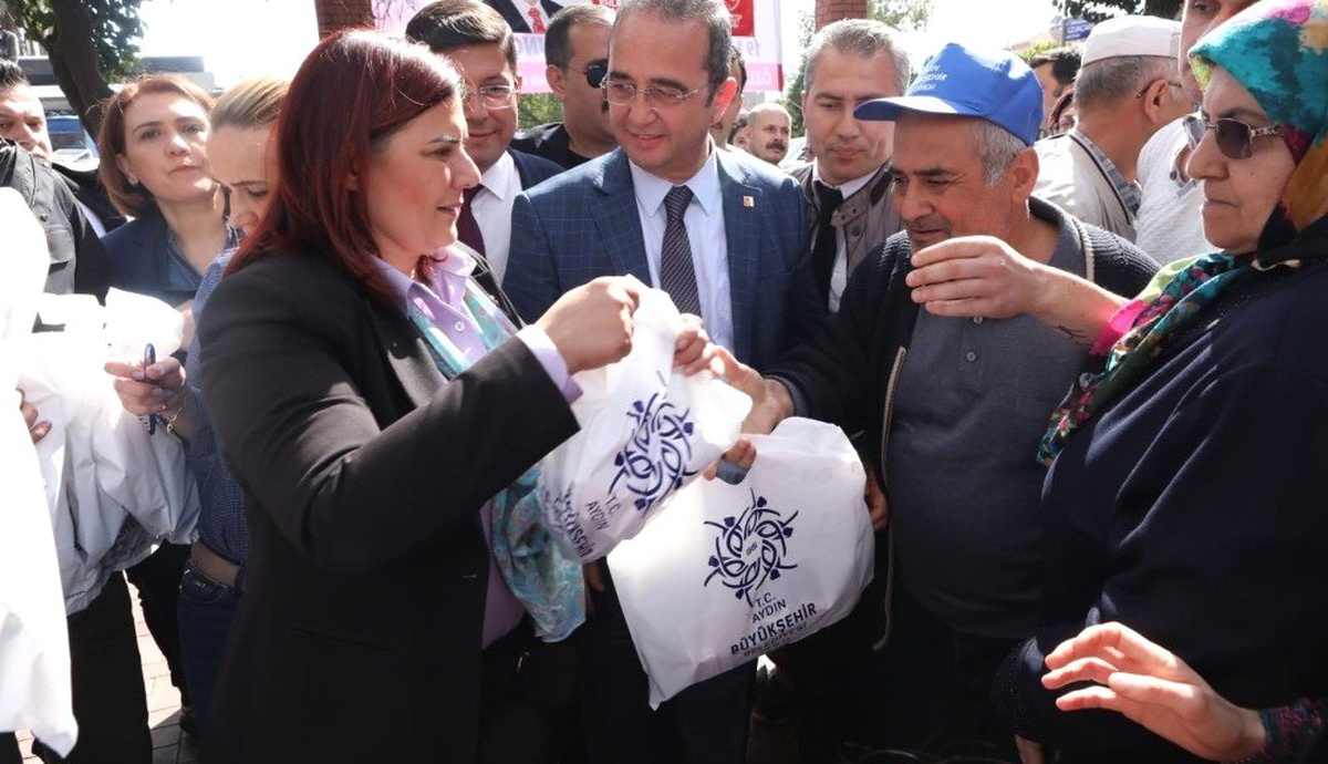 Nazilliler Yerel Fideleri Başkan Çerçioğlu\'nun Elinden Aldı