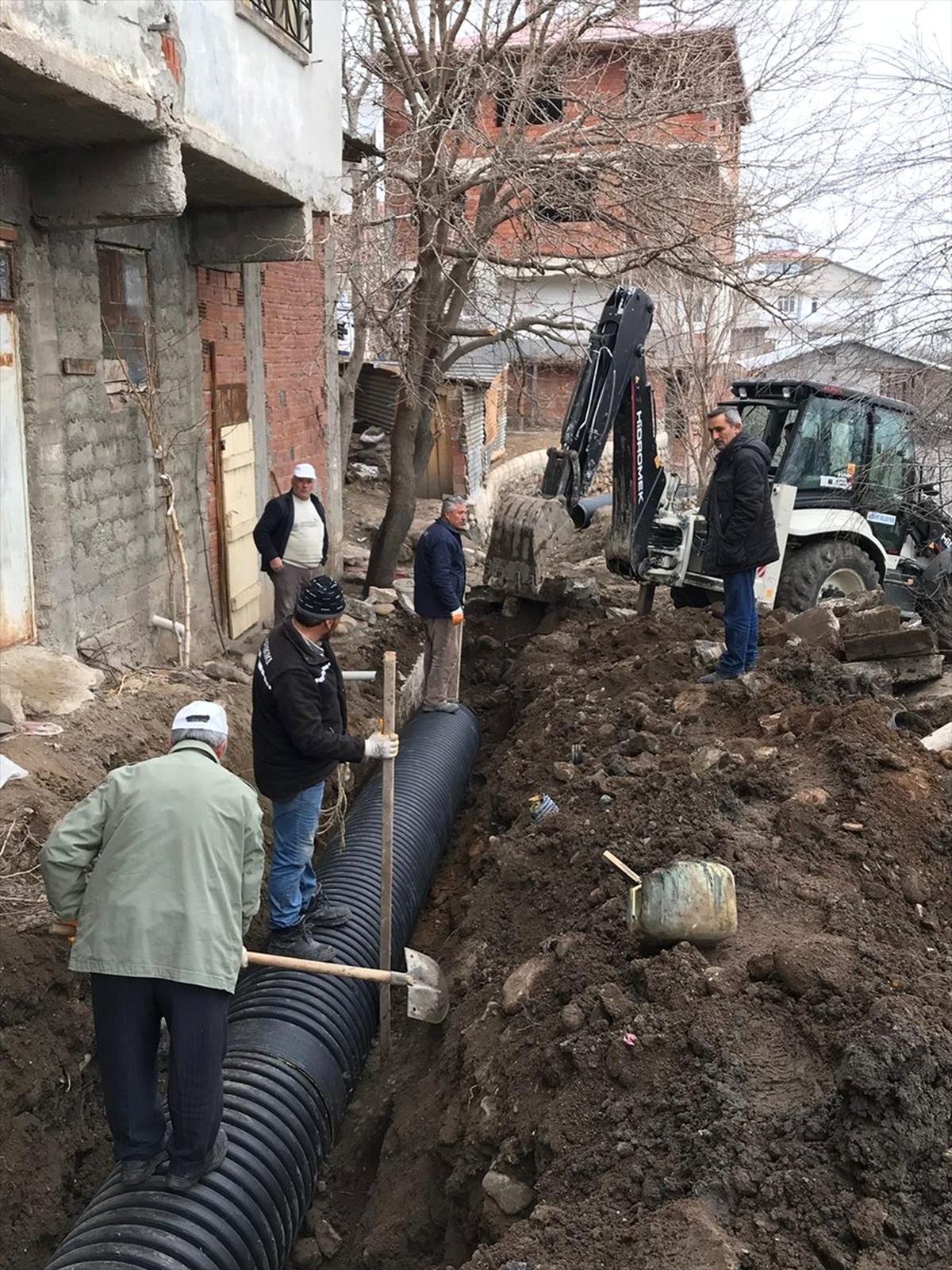Suşehri\'nde Sulama Kanalları Kapalı Sisteme Alındı