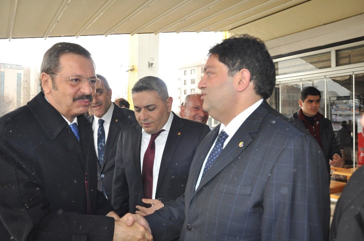 Van Kapıköy Gümrük Kapısı Hizmete Girdi