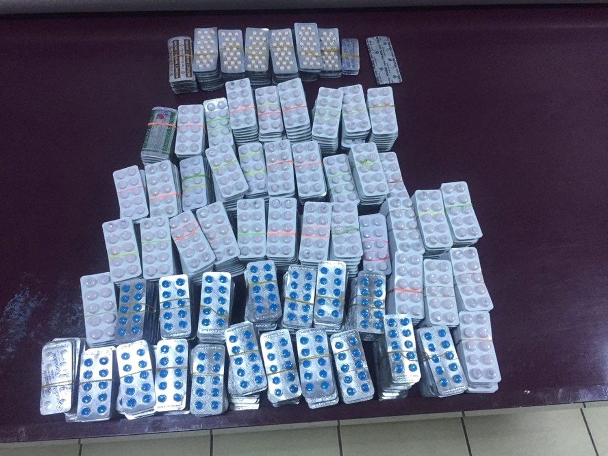 29 Bin 888 Adet Sentetik Ecza Malzemesi Ele Geçirdi