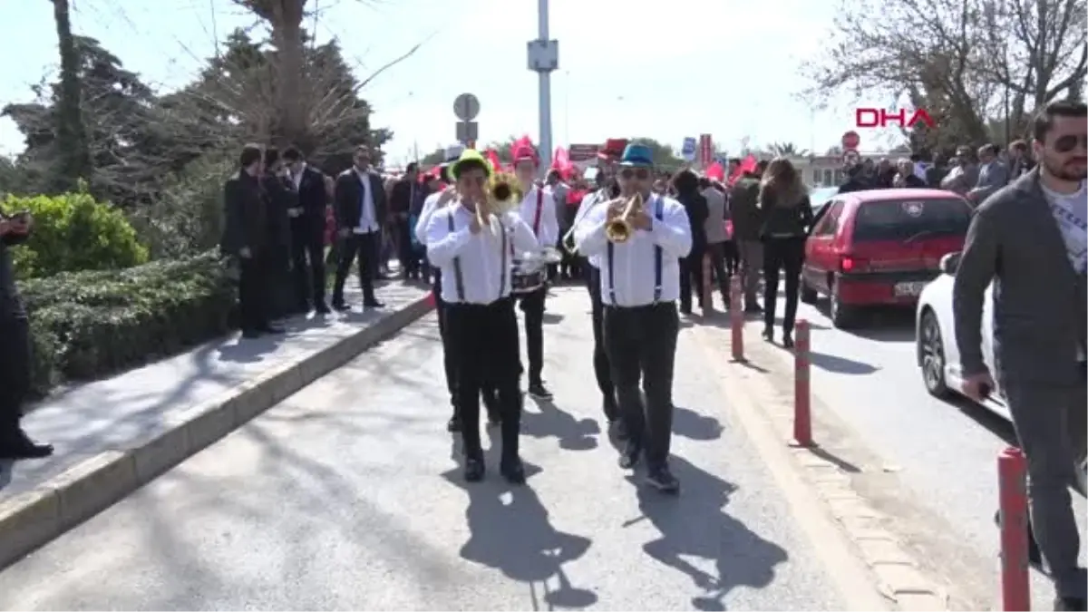 AK Parti Kadıköy Belediye Başkan Adayı Yavuz: Kadıköy\'ü Mutlu Bir Kent Yapacağım