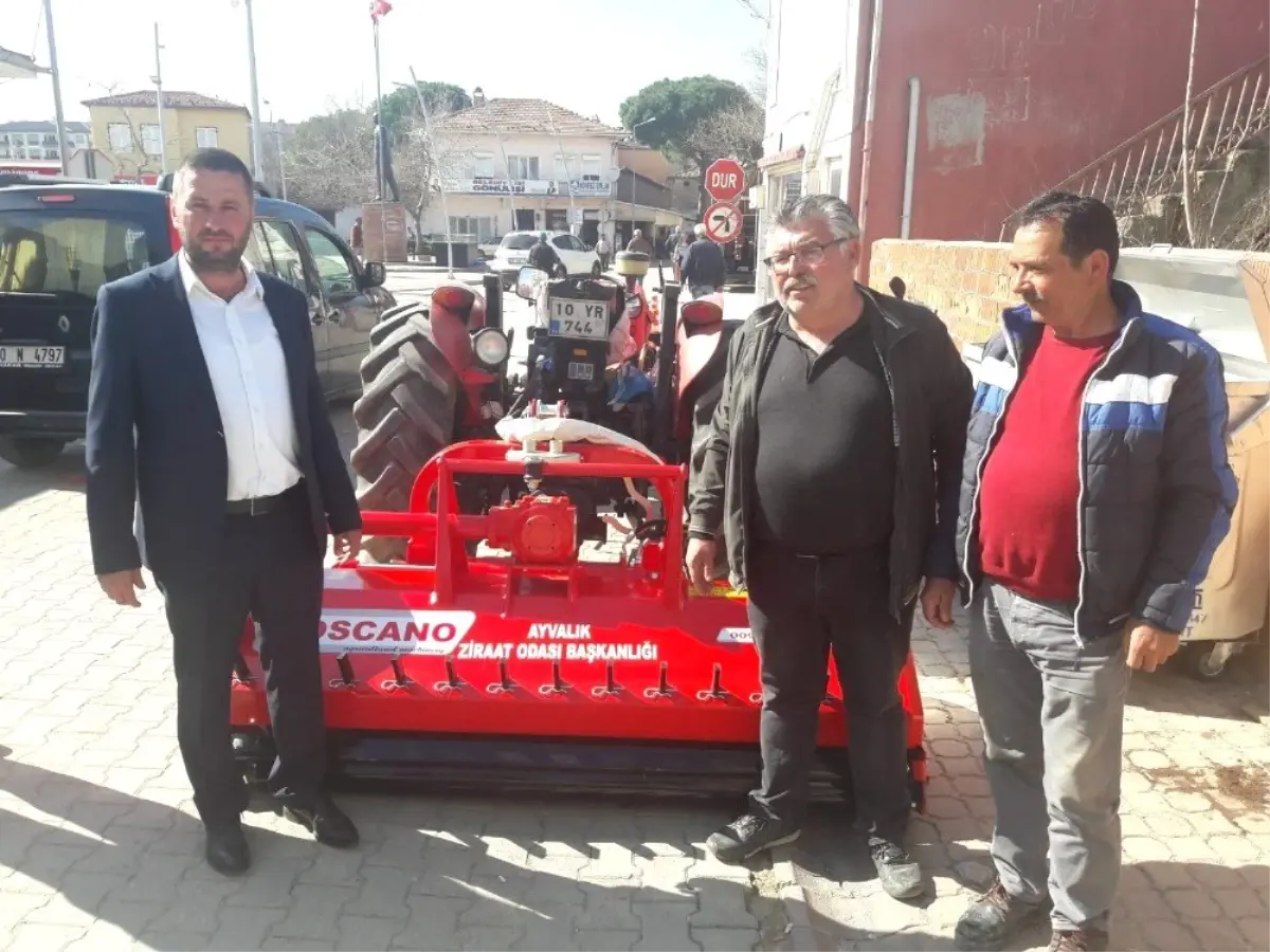 Ayvalık Ziraat Odası\'ndan Çiftçilere Dal Parçalama Makinesi