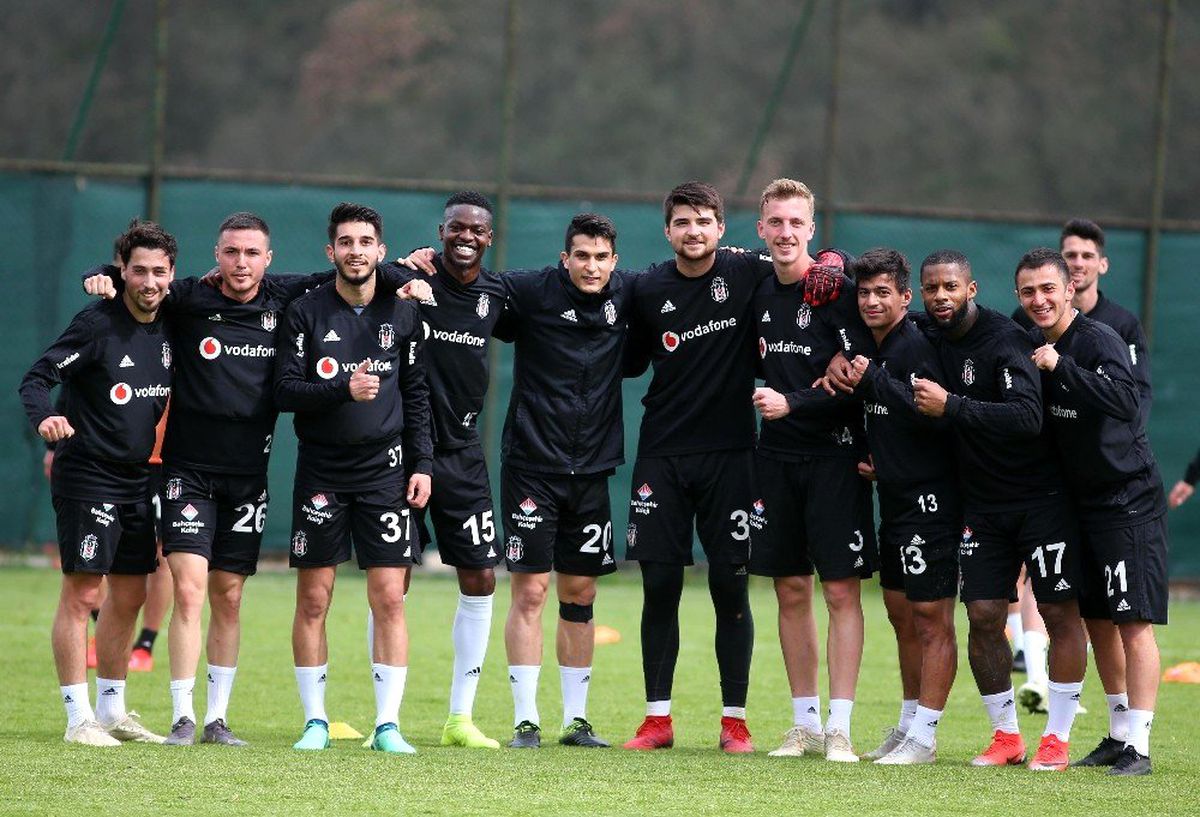 Beşiktaş, Şenol Güneş\'siz Çalıştı